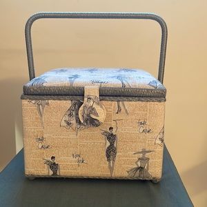 Sewing kit